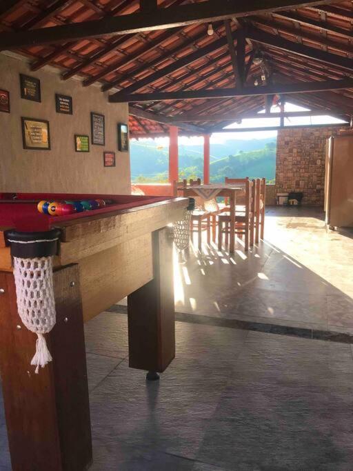 Recanto Da Alegria - Casa Em Com Piscina, Churrasqueira,lareira,deck, Banco De Coracao Casa de Férias *