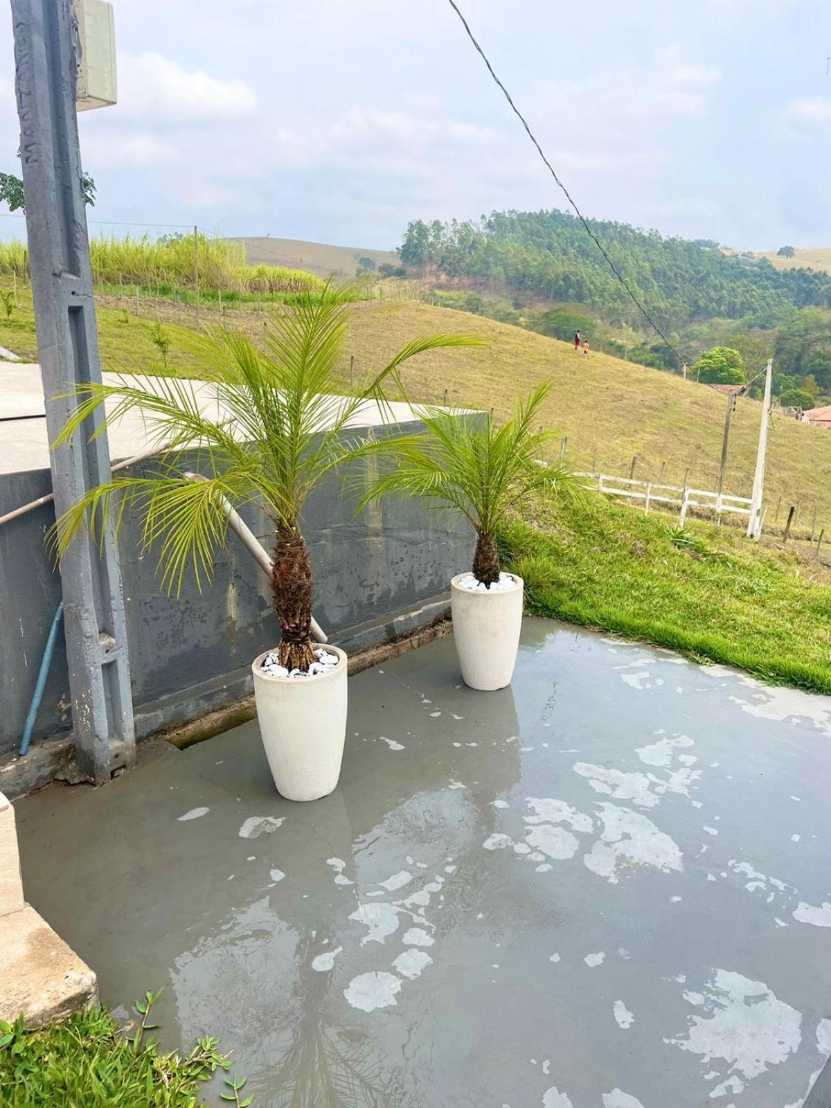 Recanto Da Alegria - Casa Em Com Piscina, Churrasqueira,lareira,deck, Banco De Coracao *